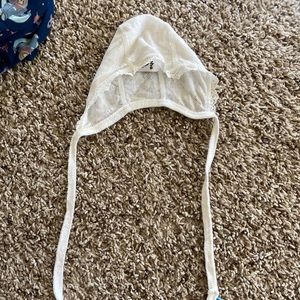 Joha lace bonnet